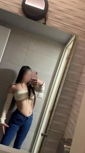 617869478: Chica busca chico en Navarra