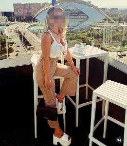 611331941: Chica busca chico en Alicante