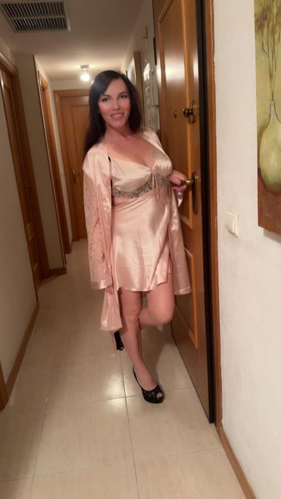 652440175: Chica busca chico en Alicante