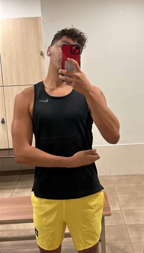 Chico busca chica en Las Palmas: 