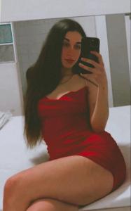 674414297: Chica busca chico en Barcelona