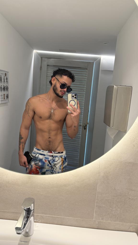 644700717: Chico busca chica en Madrid