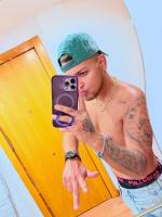 674713300: Chico busca chica en Las Palmas