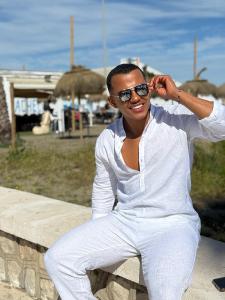 674966448: Chico busca chica en Pontevedra