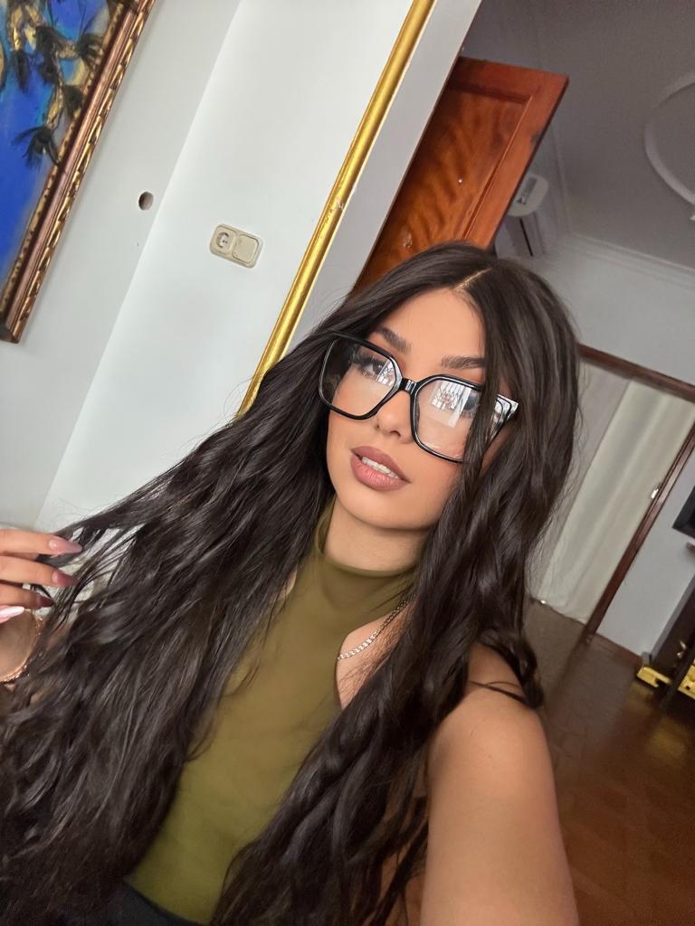 613434096: Chica busca chico en Mallorca