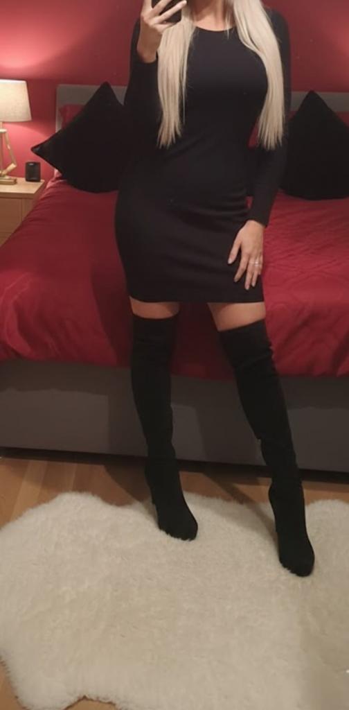 602356592: Chica busca chico en La Coruña