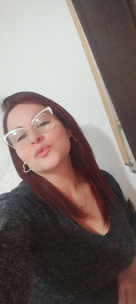 622480031: Chica busca chico en Almería