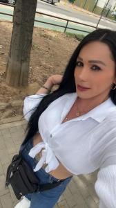 613454207: Travesti en Sevilla