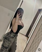 643294447: Chica busca chico en Tenerife