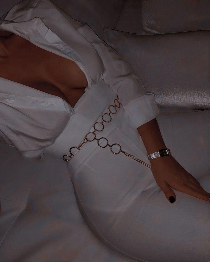 747443231: Chica busca chico en Cantabria