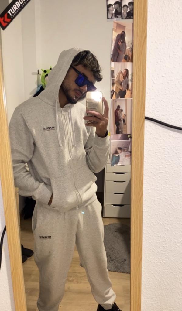 Chica busca chico en Murcia: 