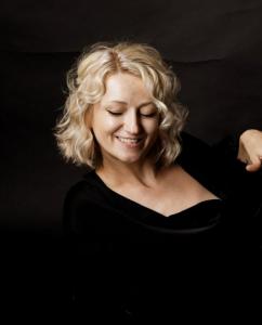 604302640: Chica busca chico en Barcelona