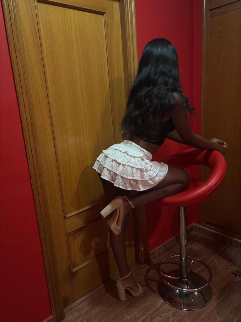 640276055: Chica busca chico en Valencia