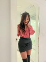 647749218: Chica busca chico en Sevilla