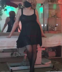 671290247: Chica busca chico en Málaga