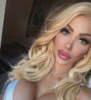 670839196: Chica busca chico en Zaragoza