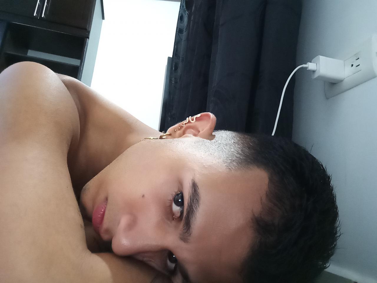 642194382: Chico busca chica en Mallorca