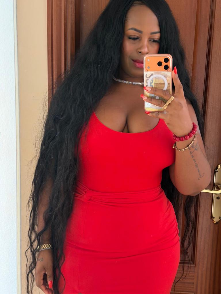 Chica busca chico en Tenerife: 