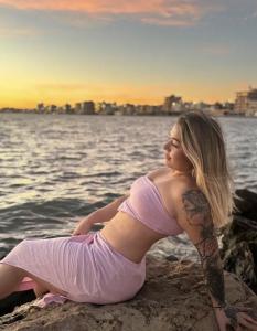 666898917: Chica busca chico en La Coruña