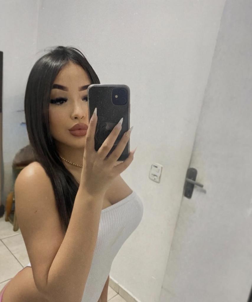 643557573: Chica busca chico en Las Palmas