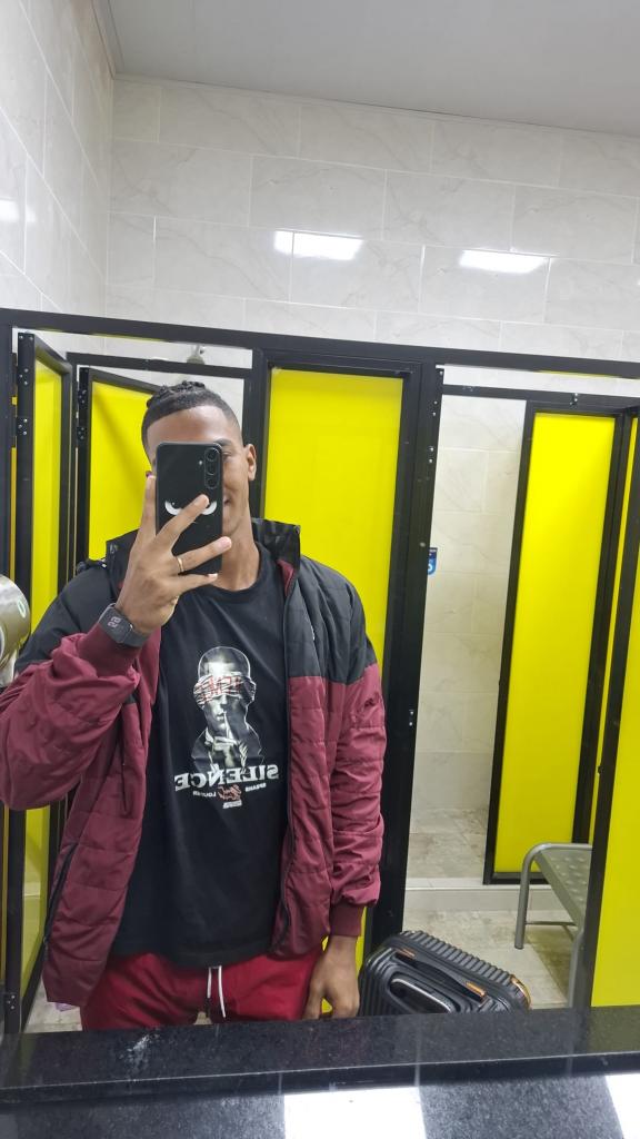 Chico busca chica en Alicante: 