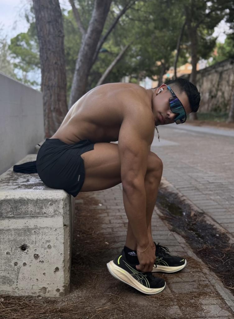 Chico busca chica en Barcelona: 