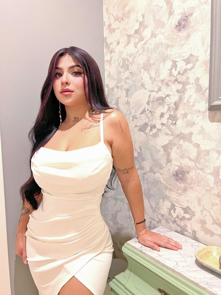 643547825: Chica busca chico en Madrid