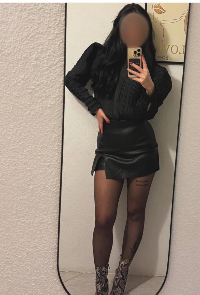 602722495: Chica busca chico en Almería