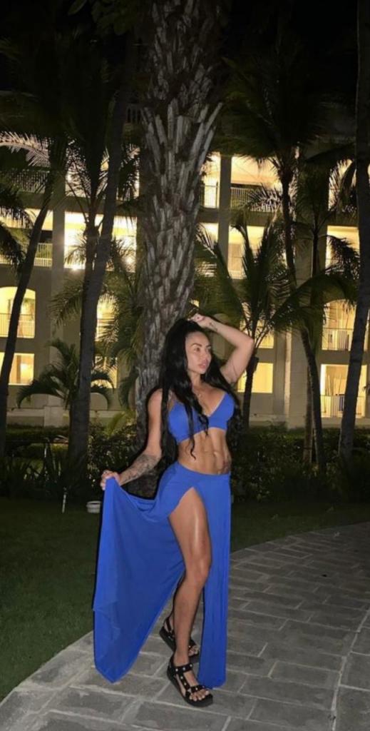 613337119: Chica busca chico en La Coruña