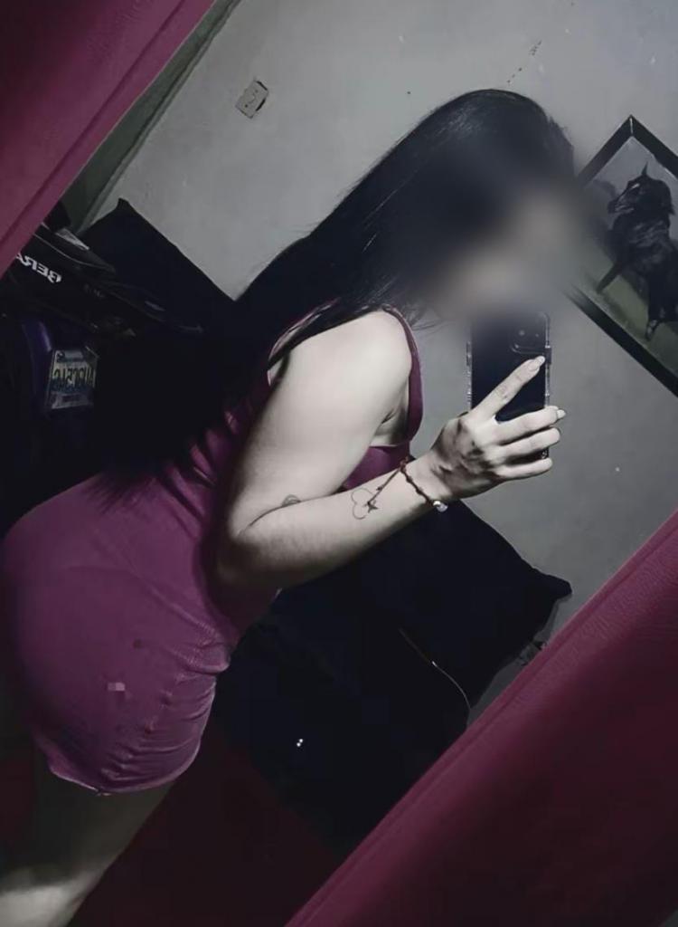 631423599: Chica busca chico en Córdoba