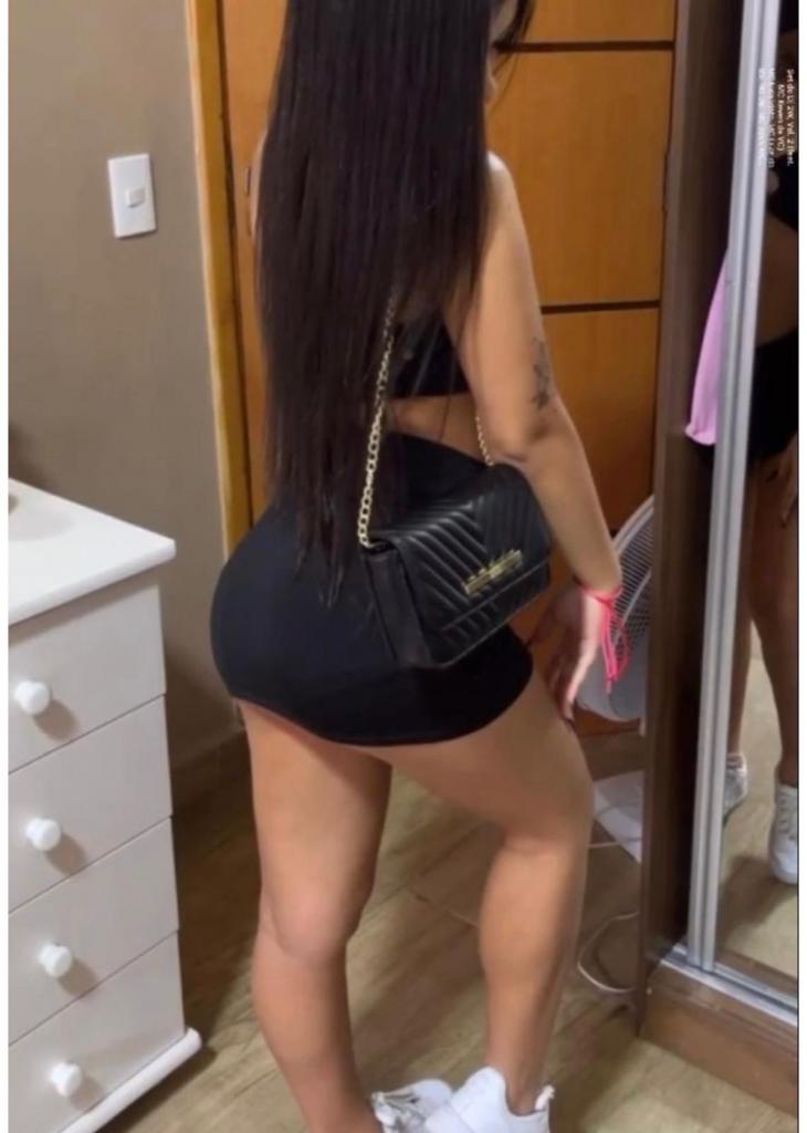 637058225: Chica busca chico en La Coruña