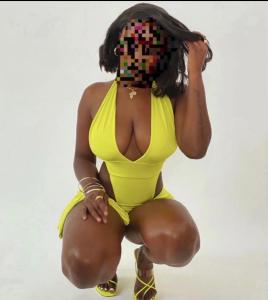 631243916: Chica busca chico en Barcelona