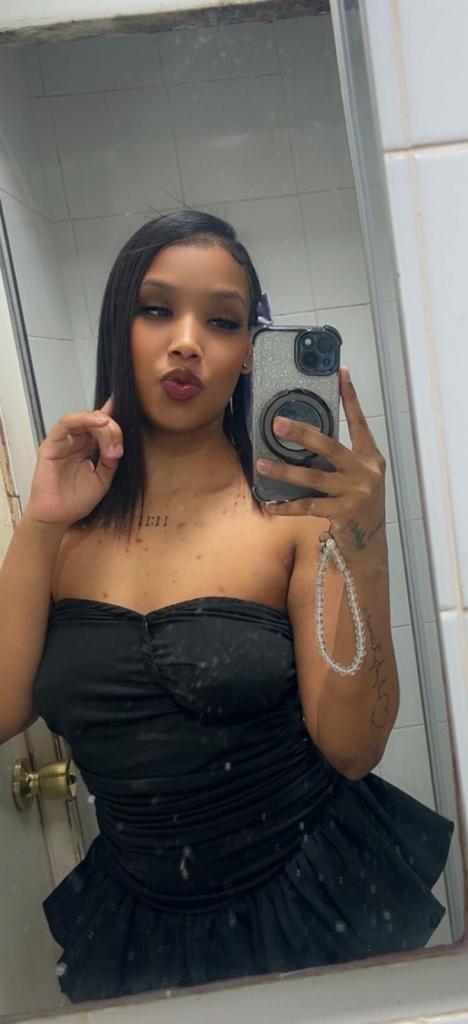 632171654: Chica busca chico en Barcelona