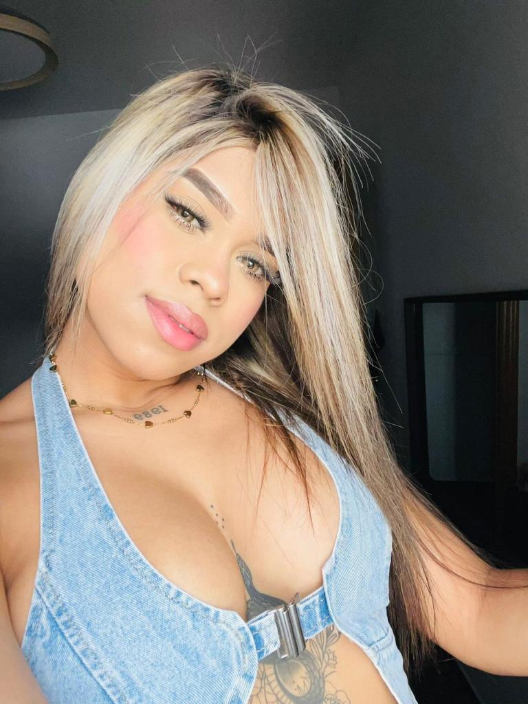 664189923: Chica busca chico en Madrid