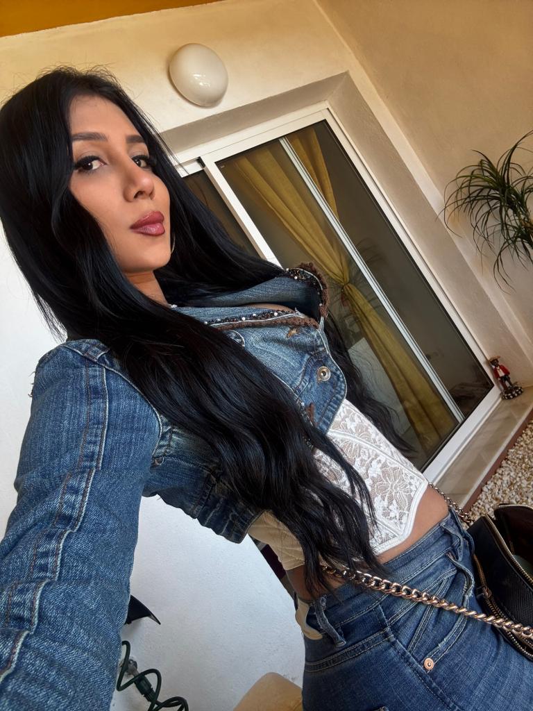 Transexual en Almería: Transexuales y Travestis