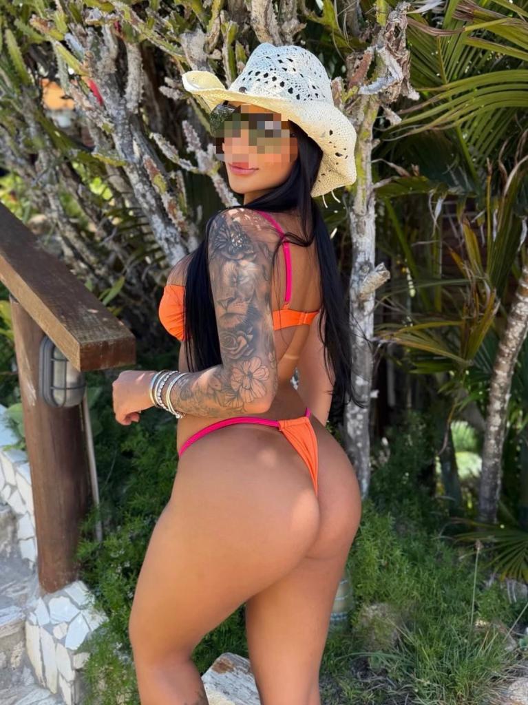 632927090: Chica busca chico en Pontevedra