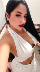 603532671: Chica busca chico en Sevilla