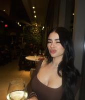 614934271: Chica busca chico en Madrid