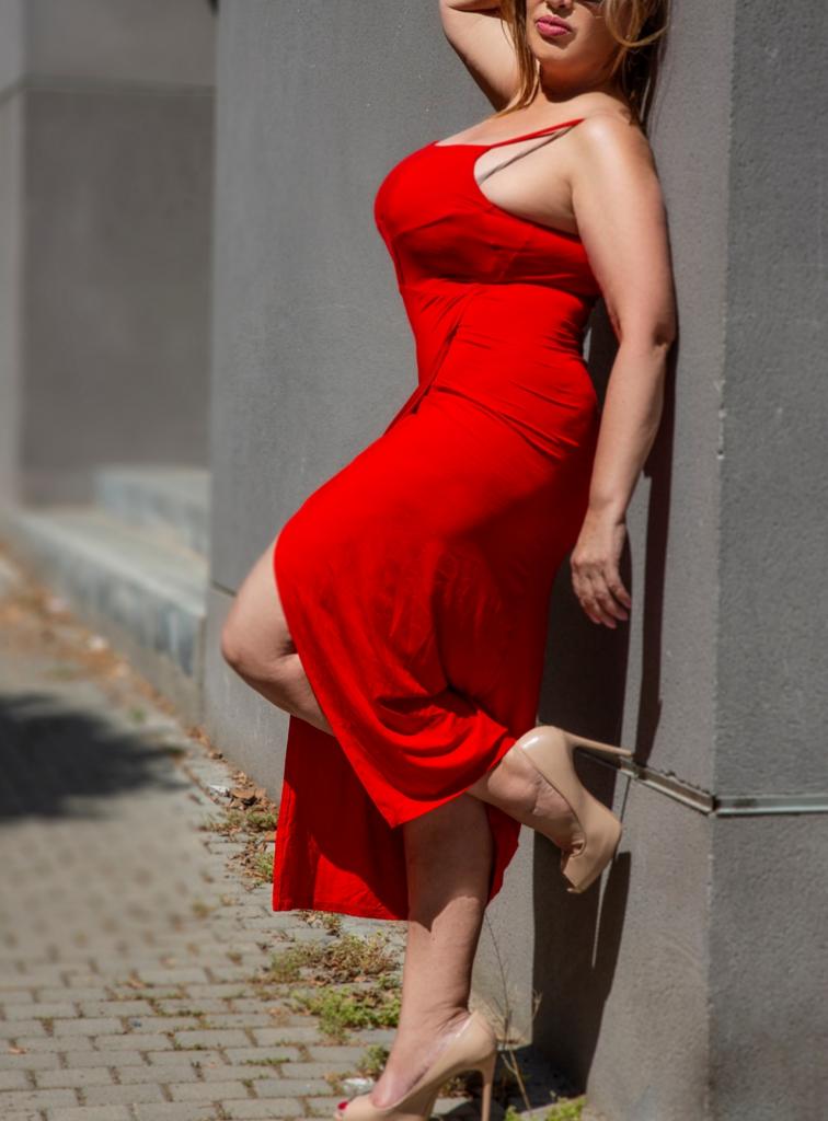 636627266: Chica busca chico en Madrid