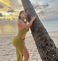 611309977: Chica busca chico en Barcelona