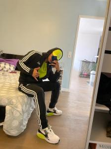 614527123: Chico busca chica en Alicante