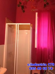 695486874: Chica busca chico en Barcelona