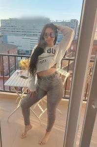 Chica busca chico en Asturias: 