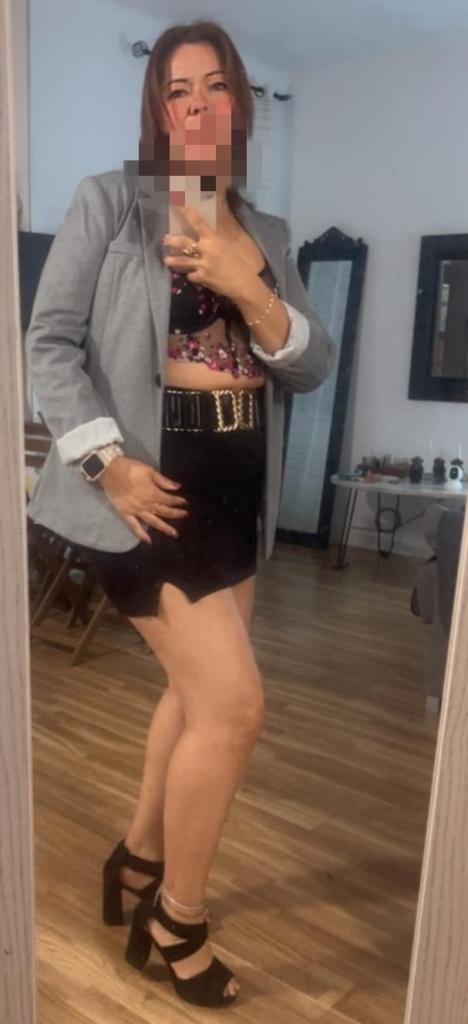 Chica busca chico en Cádiz: 